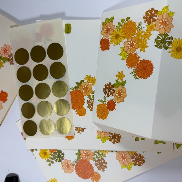 Vintage Floral Just A Notes By Current 13 Foldable Notes, 15 Seals - Picture 7 of 10